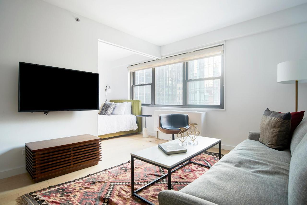 Charming Midtown East Suites By Sonder New York Esterno foto